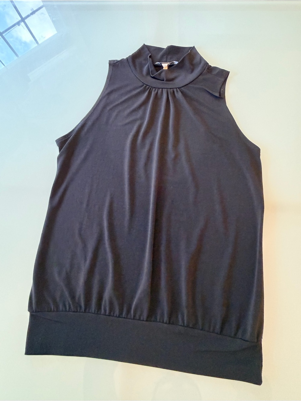 Women’s Black Sleeveless Mock Neck Tank Top